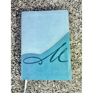 MacArthur Study Bible NKJV Leathersoft Blue Revised And Updated Edition 1997
